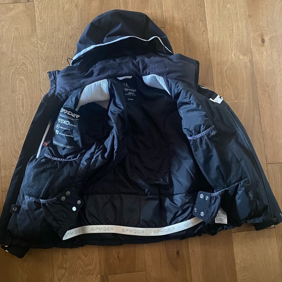 Spyder Black Ski Jacket with White Accents size 6 Women - Picture 9 of 11